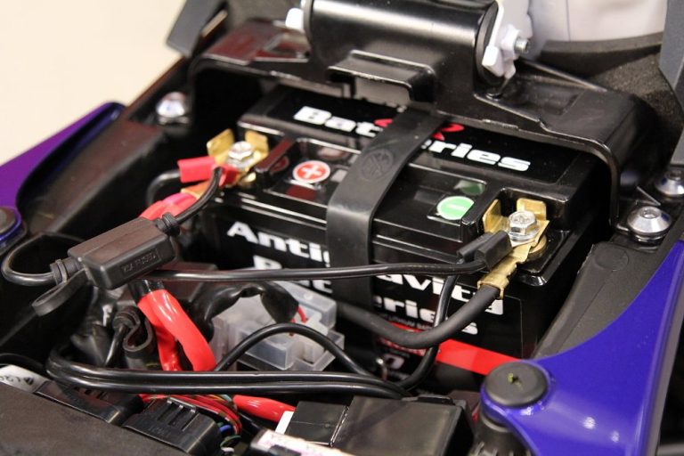 Comment Changer Une Batterie Comment changer une batterie de moto ? [1/3]