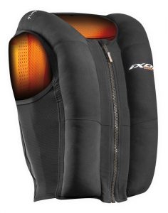 Idées cadeaux moto high-tech Noël : airbag Ixon IX-Airbag U03