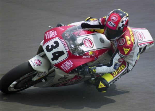 Kevin Schwantz en 1993 au GP du Japon 