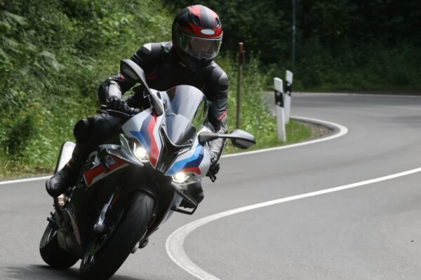 BMW S1000RR virage